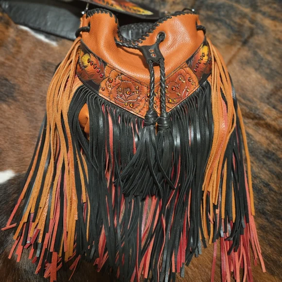 Wild Horse Leather Co Mini Kacy Bucket Bag - Picture 1 of 5